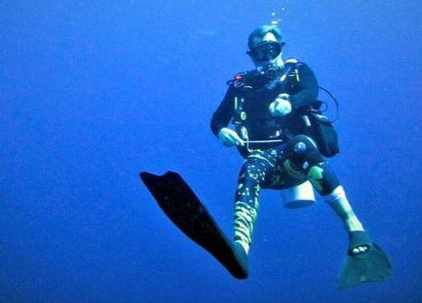 25 Things You Can't Do In Men's Leggings