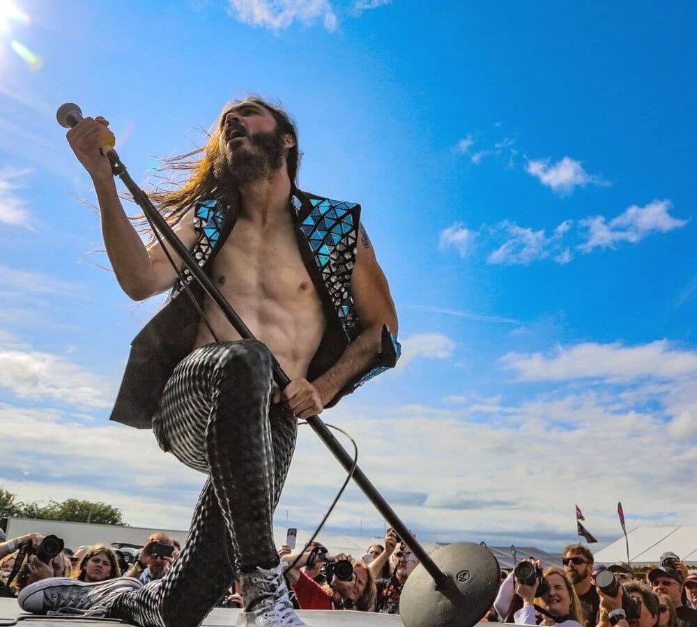 Get Ready to Outshine Any Festival With Fashion Leggings for Men